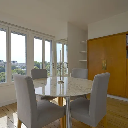 Bright Penthouse With Panoramic Views Invalides